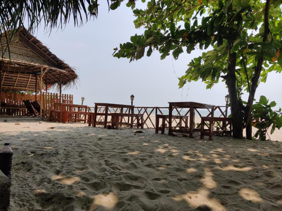 Shalom Beach Residency Alappuzha Esterno foto