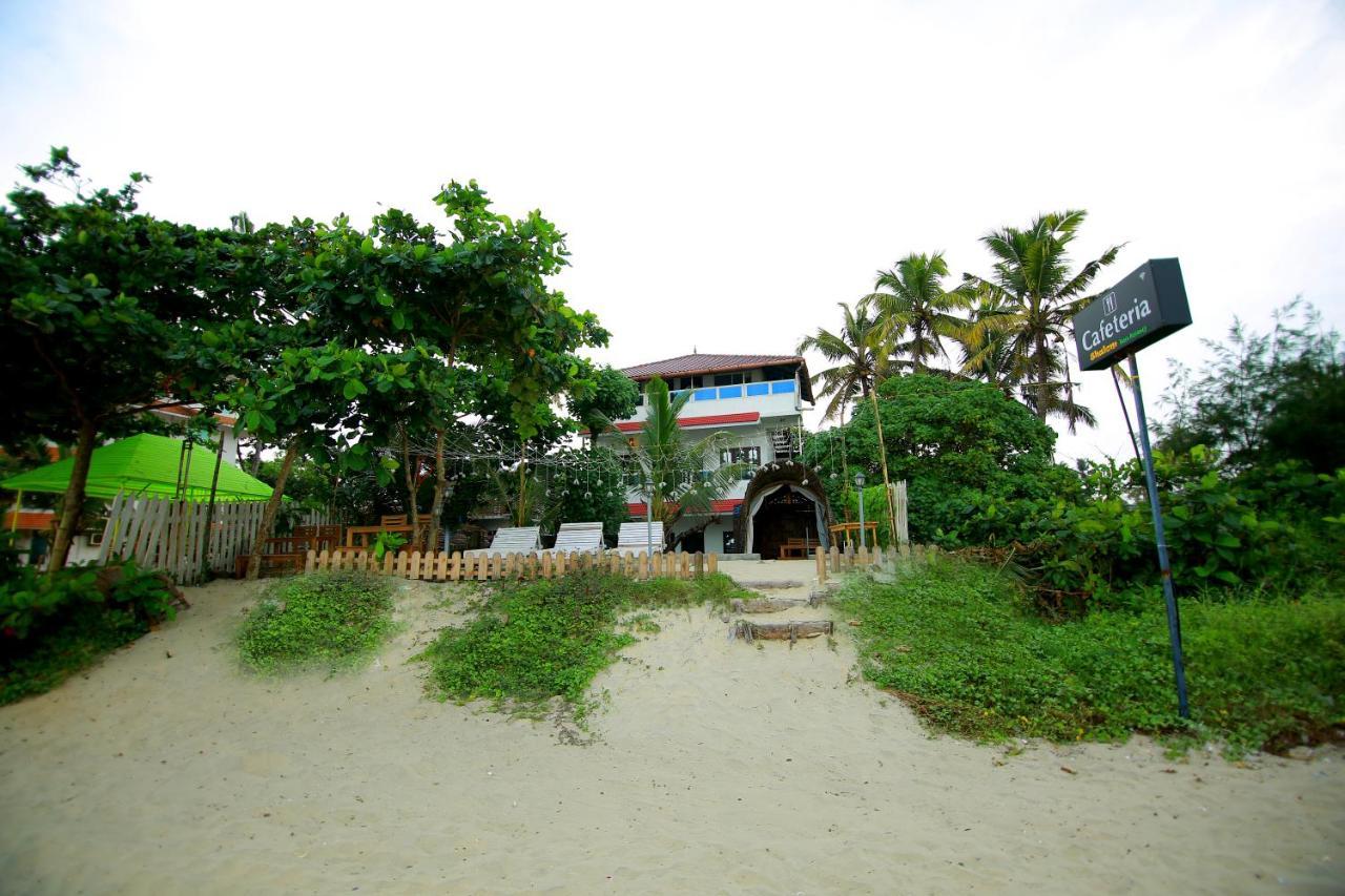 Shalom Beach Residency Alappuzha Esterno foto