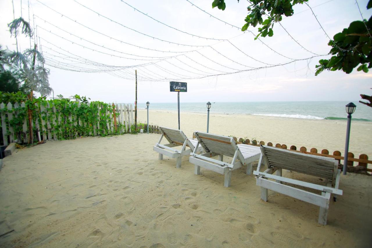 Shalom Beach Residency Alappuzha Esterno foto